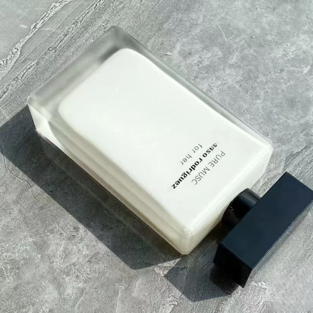 Elegante Eau de Toilette Flora - Perfume Fragrance Bottle reseña y precio